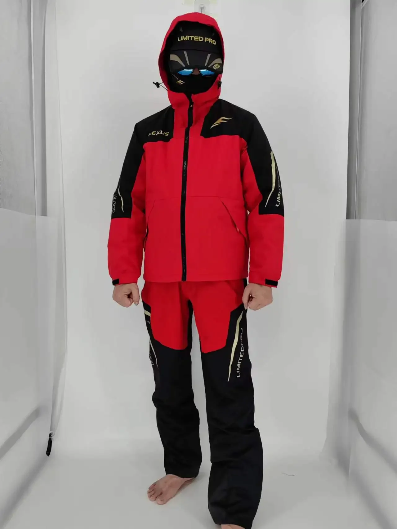 Description Picture 5 of itemNew Brand Winter Strong Waterproof Fishing Clothes Set for Men Fishing Suit Thick Fleece Warm Fishing Jacket and Overall Pants