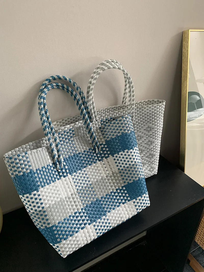 Women's PVC Candy Color Woven Handbag Causal Tote Bags Fashion Large Capacity Vegetable Basket Bag Plastic Hnadle Beach Bag