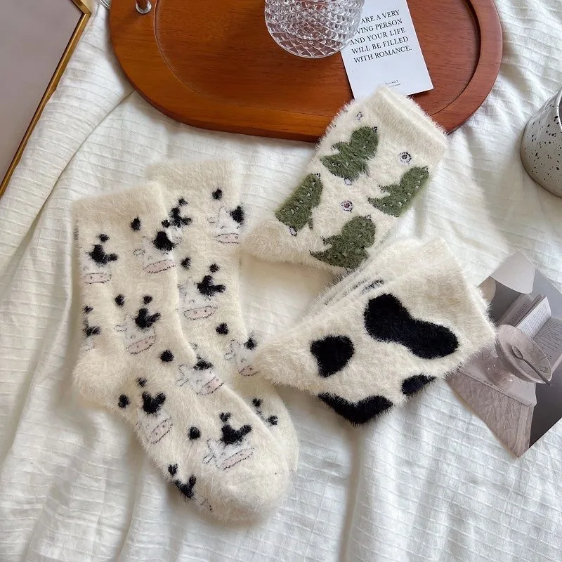 2 Pairs Cute Cow Spots Print Socks Thickened Warm Coral Fleece Socks Women's Stockings Hosiery womens socks