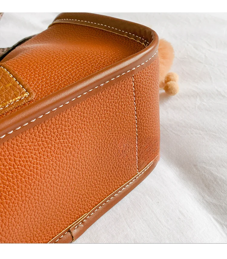Texture avanzata per la nuova borsa a tracolla versatile alla moda da donna 2024, borsa ascellare per i pendolari_voghion.com