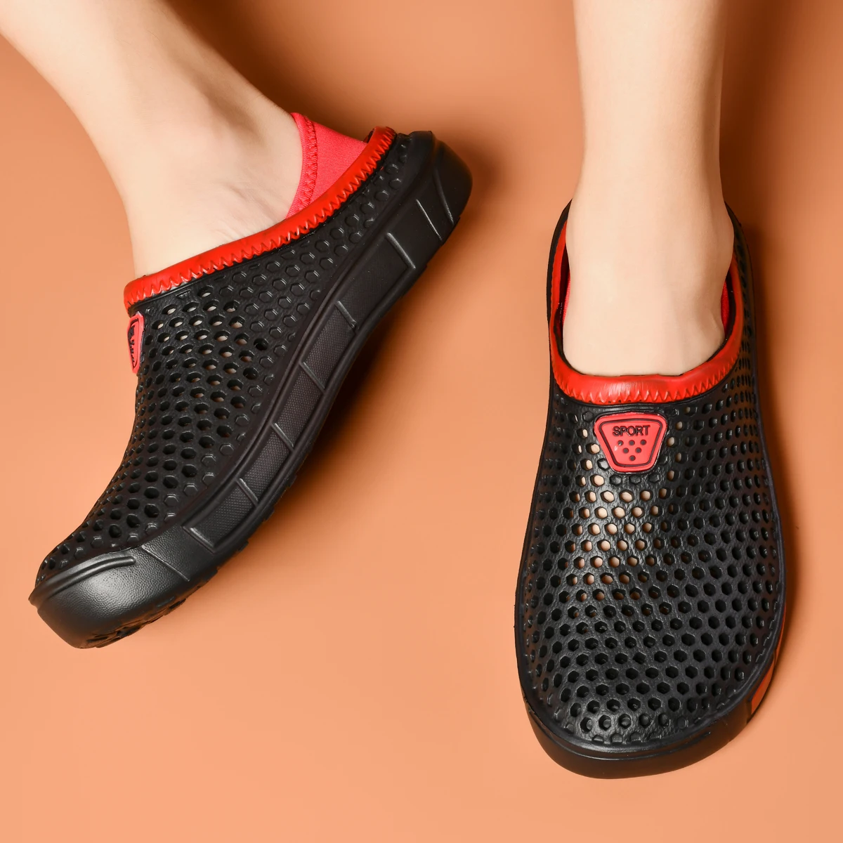 Men's Versatile Breathable Summer Clogs in Various Colors