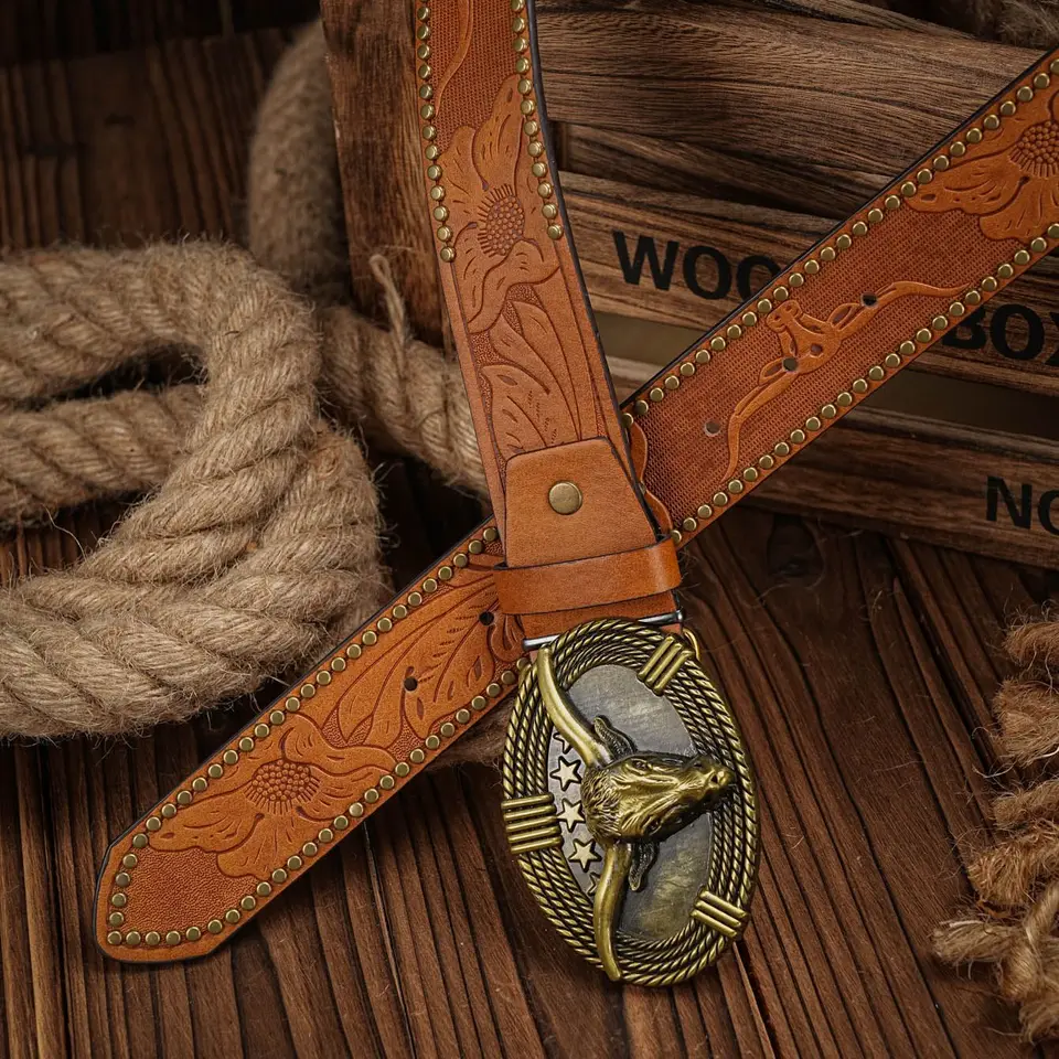 A men's and women's casual retro belt Western style! PU
