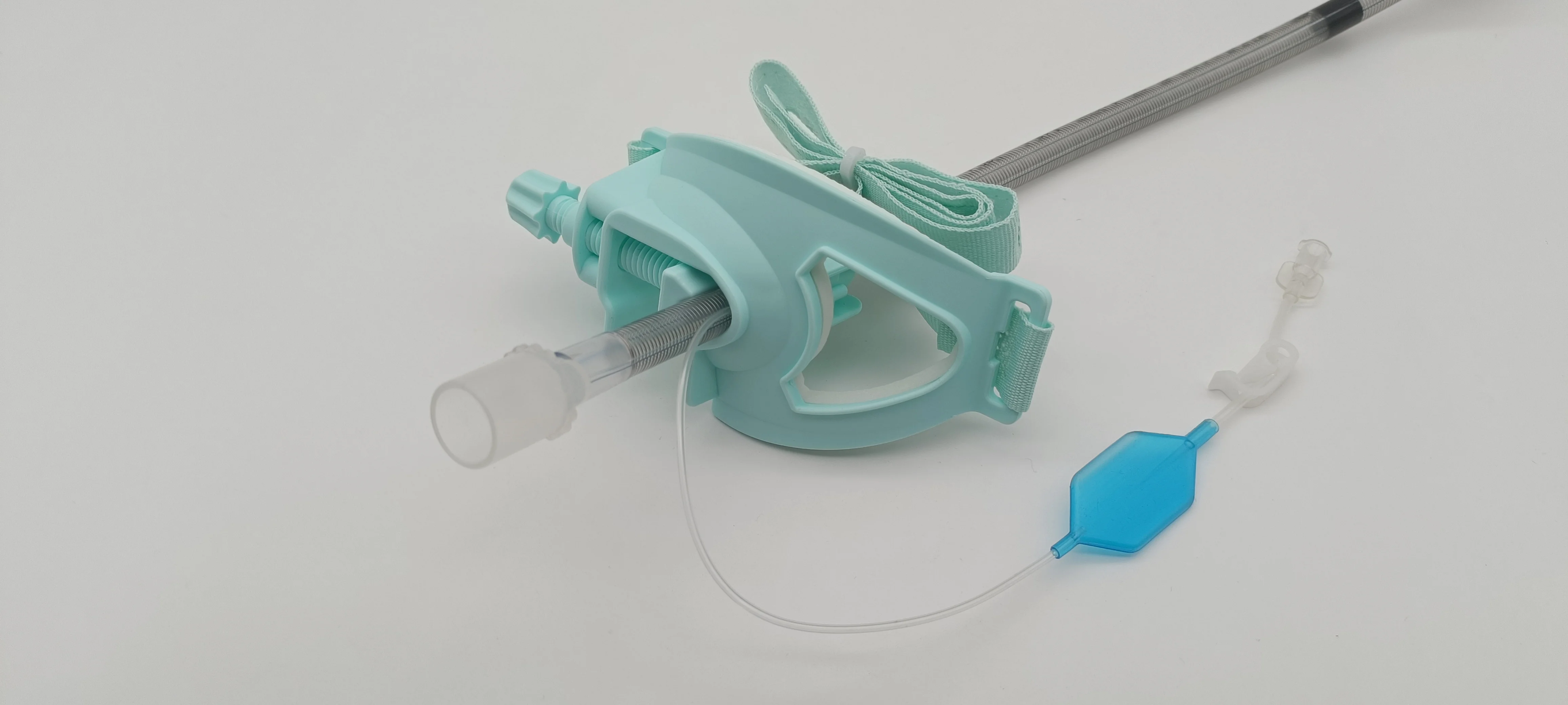 Disposable sterile endotracheal tube holder Independent packaging of catheter stent left and right type disposable endotracheal tube holder