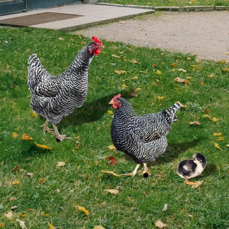 Metal Chicken Yard Stakes Decorative Garden Stakes Chicken 3X Spikes Weather-Resistant Farmhouse Decor Outdoor Decorations