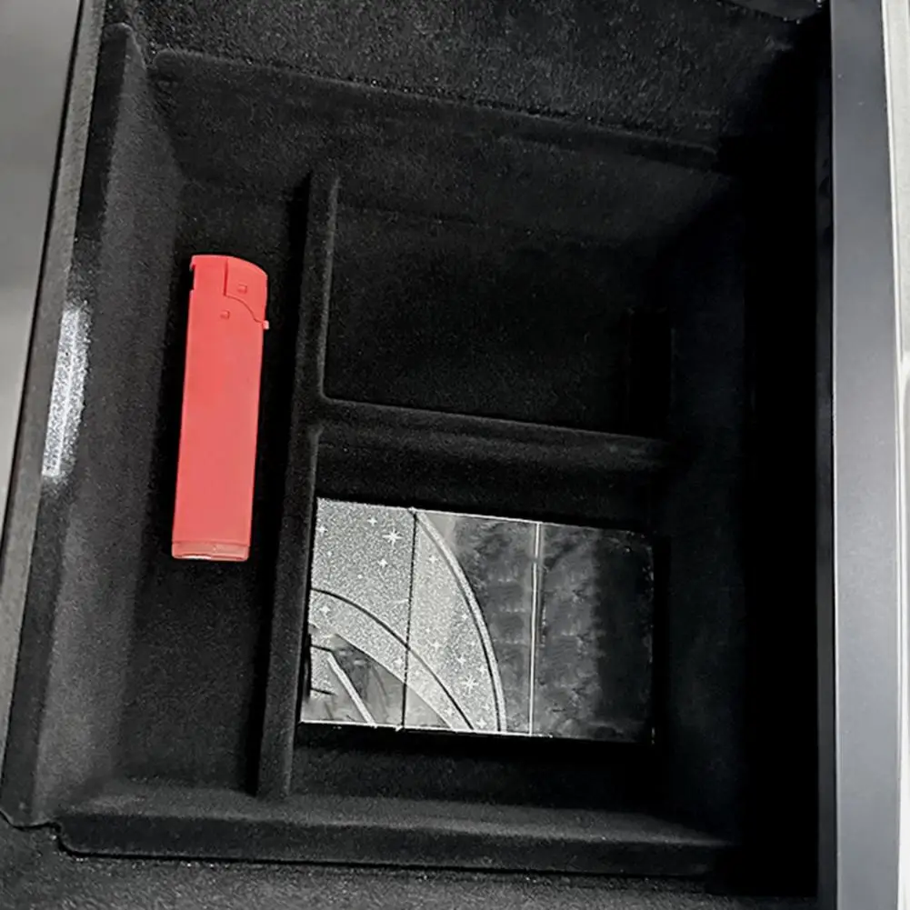 

Автомобильный ящик для хранения, матовый черный силиконовый контейнер для хранения с подлокотником, простая установка, прокладка кабеля для Tesla