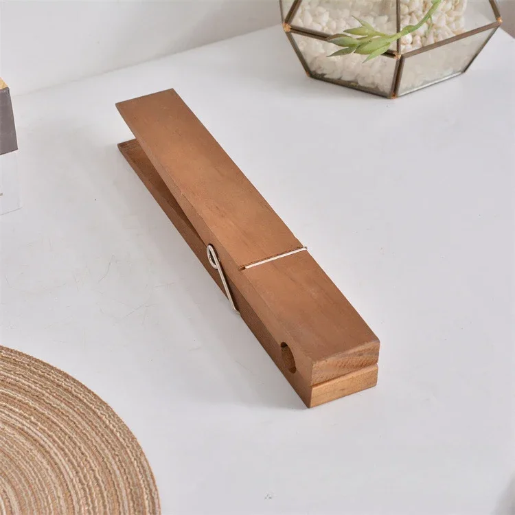 thumbnail image 1 of Toallero de baño con pinza para la ropa, toallero gigante de madera, toallero de baño montado en la pared, gancho grande para ropa de estilo rural, 1 of 5