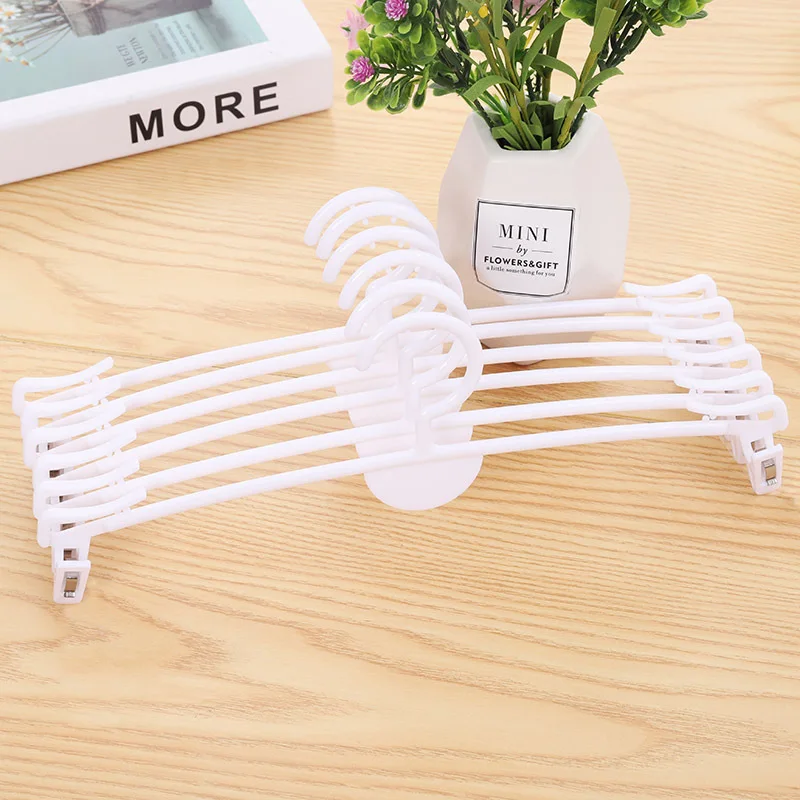 30PCS/Lot Strengthen Plastic Hanger Bikini Bra Rack Soft Underwear Hangers Slip-Resistant Magic Underwear Panties Clip 3