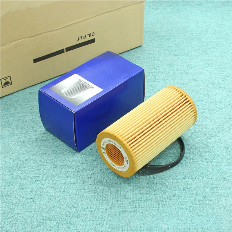 Car Oil Filter 30788490/ 30788821 Car Accsesories Oil Filter for Volvo C30 C70 II S40 II V40 V50 V60 I V70 III XC60 I XC70