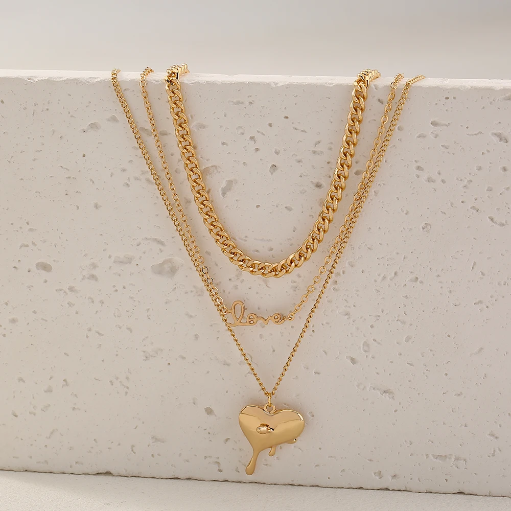 Double Layer Design Heart Butterfly Pendant Metal Chain Necklace for Women Wedding Party Jewelry Gift Pendant Necklaces Metal Necklace Butterfly Necklace