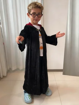 Kids Magic Robe 1