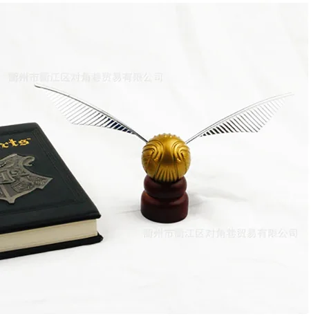 Harry Potter Golden Snitch Sticker Kit - Mudpuppy Press - Dancing Bear Toys