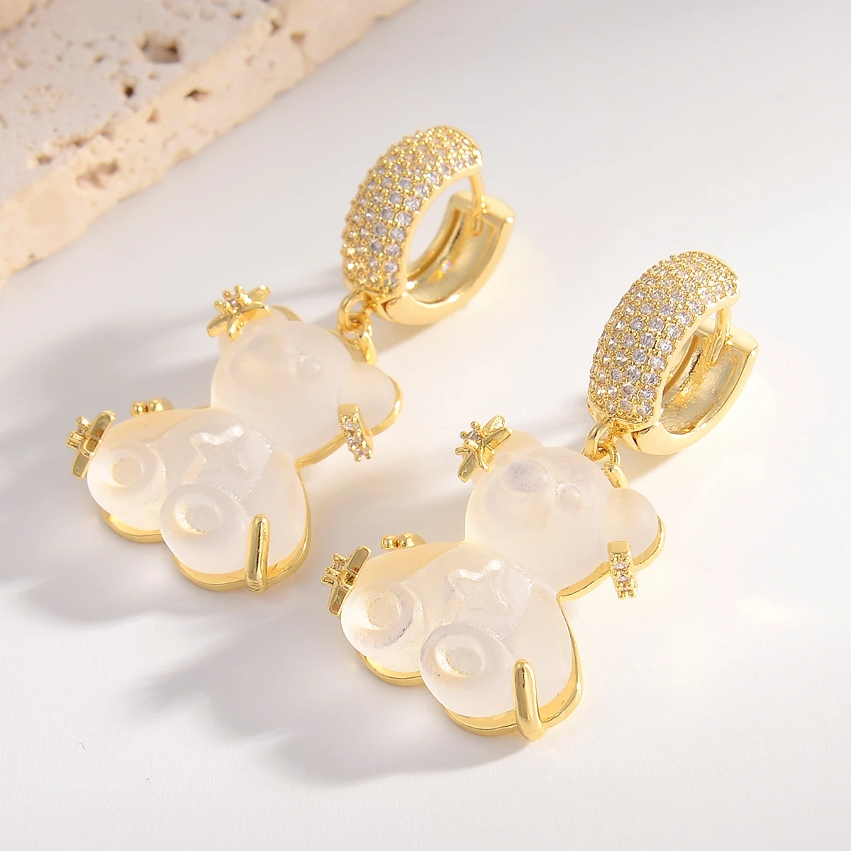 

5Pairs Creative Fashion Cute Clear Resin Bear Pendant Earrings For Women Girls Animal CZ Zircon Hoop Earrings Jewelry Charm