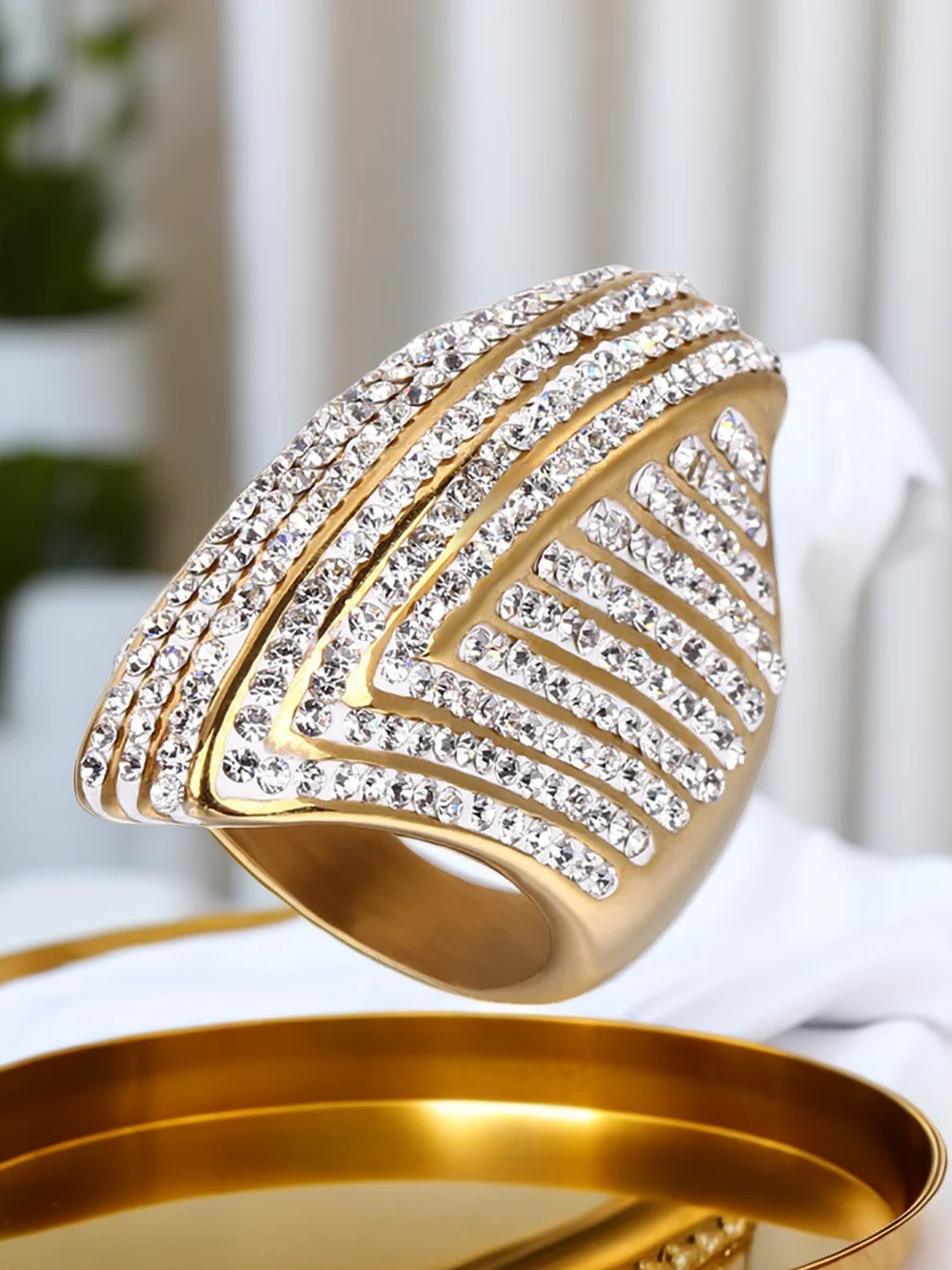 Stainless Steel Ring Hip Hop Iced Out Bling Big Oval Female Gold Color Ring For Women Party Jewelry