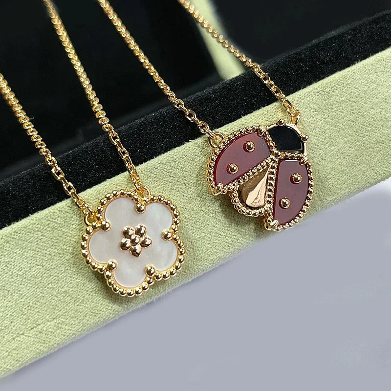 

Fashion designer brand jewelry rose Gold plum flower Ladybug necklace Ladies simple temperament all-match luxury party gift