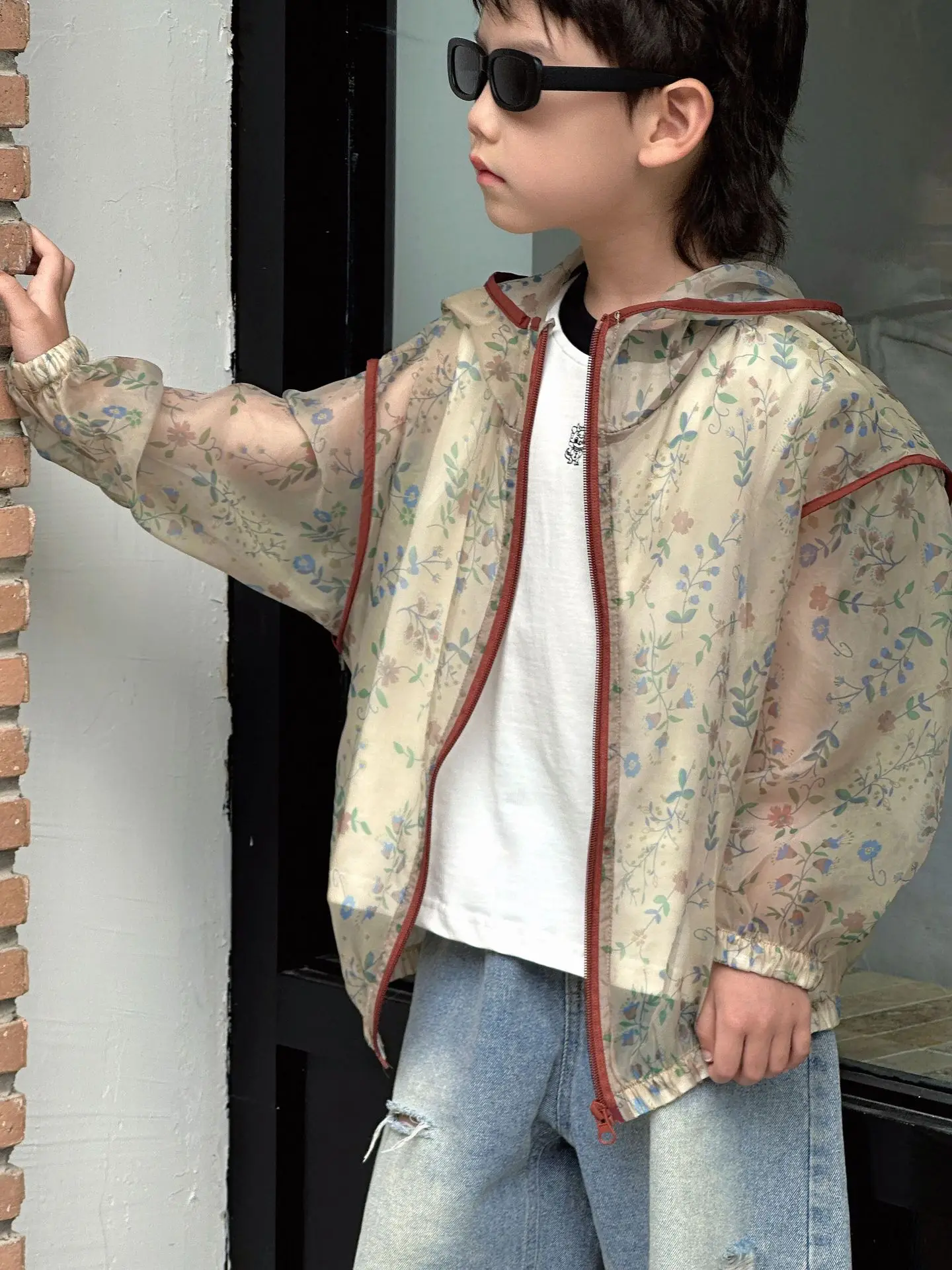 �Ƶ��� �ڿܼ� ���� ��, �ɹ��� �ĵ�, ���� ��Ŷ, ��⼺ �� �Ҹ�, ������ ����,  �ҳ� �м�