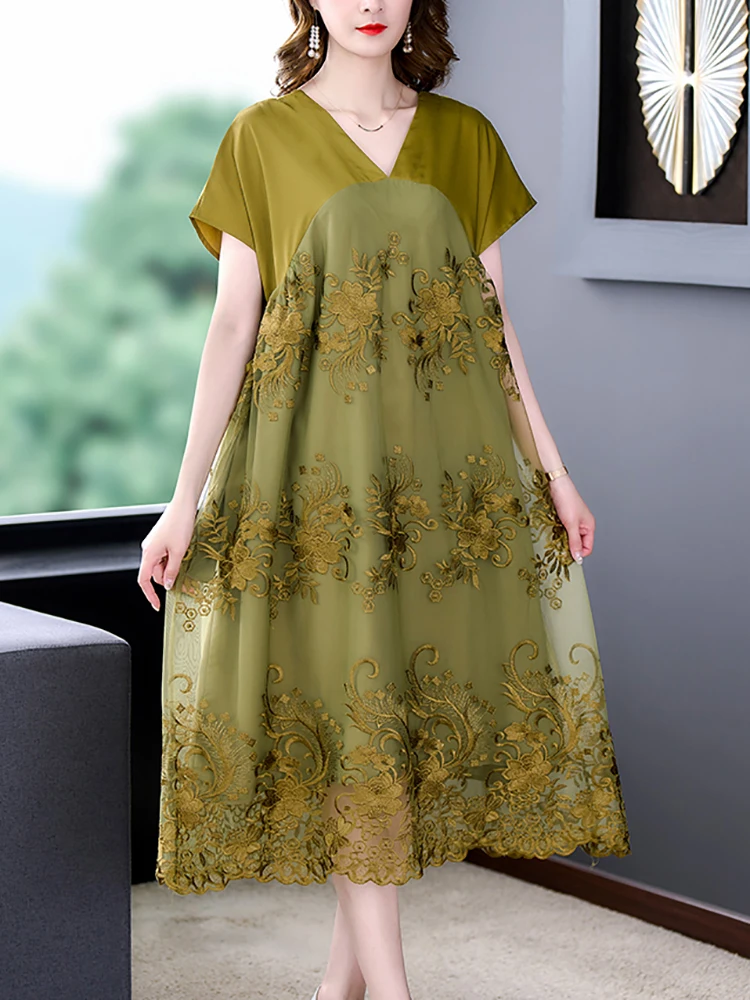 

Summer Blue Acetate Embroidery Floral Midi Dress 2024 Korean Vintage Elegant Luxury Dress Women Fashion Casual Loose Waist Dress