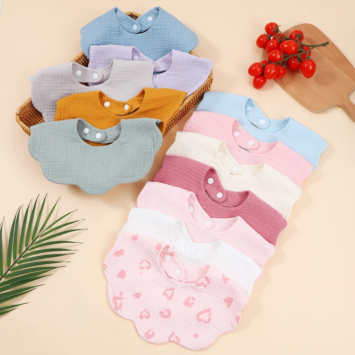 1pcs Cotton Soft Baby Bibs Solid Color Infant Bib Newborn Burp Cloths Bandana Scarf for Kids Boy Girls Feeding Saliva Towel