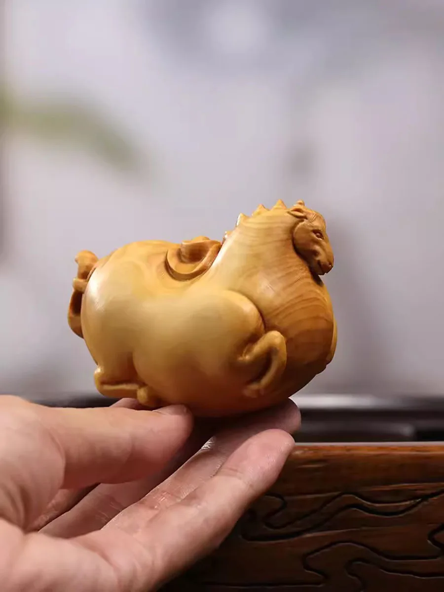 Tang Dynasty Horse Small Figurine, Boxwood Carved Handicrafts, Chinese Style Wood Carving Crafts, Mini Ornaments Statue Sculptur
