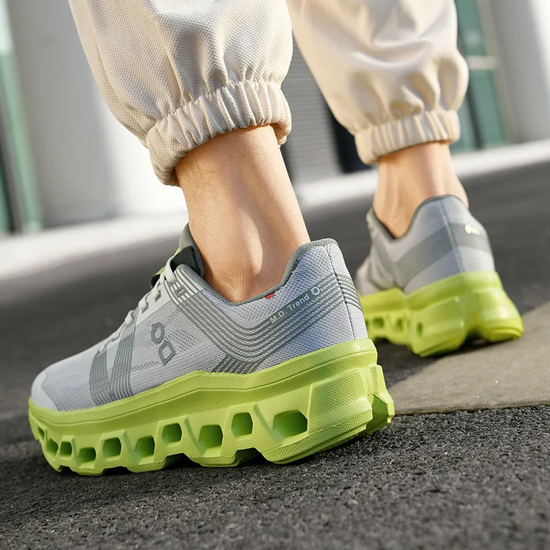 Versatile Casual Shoes: Embracing Comfort and Sports Trends with Soft Soles