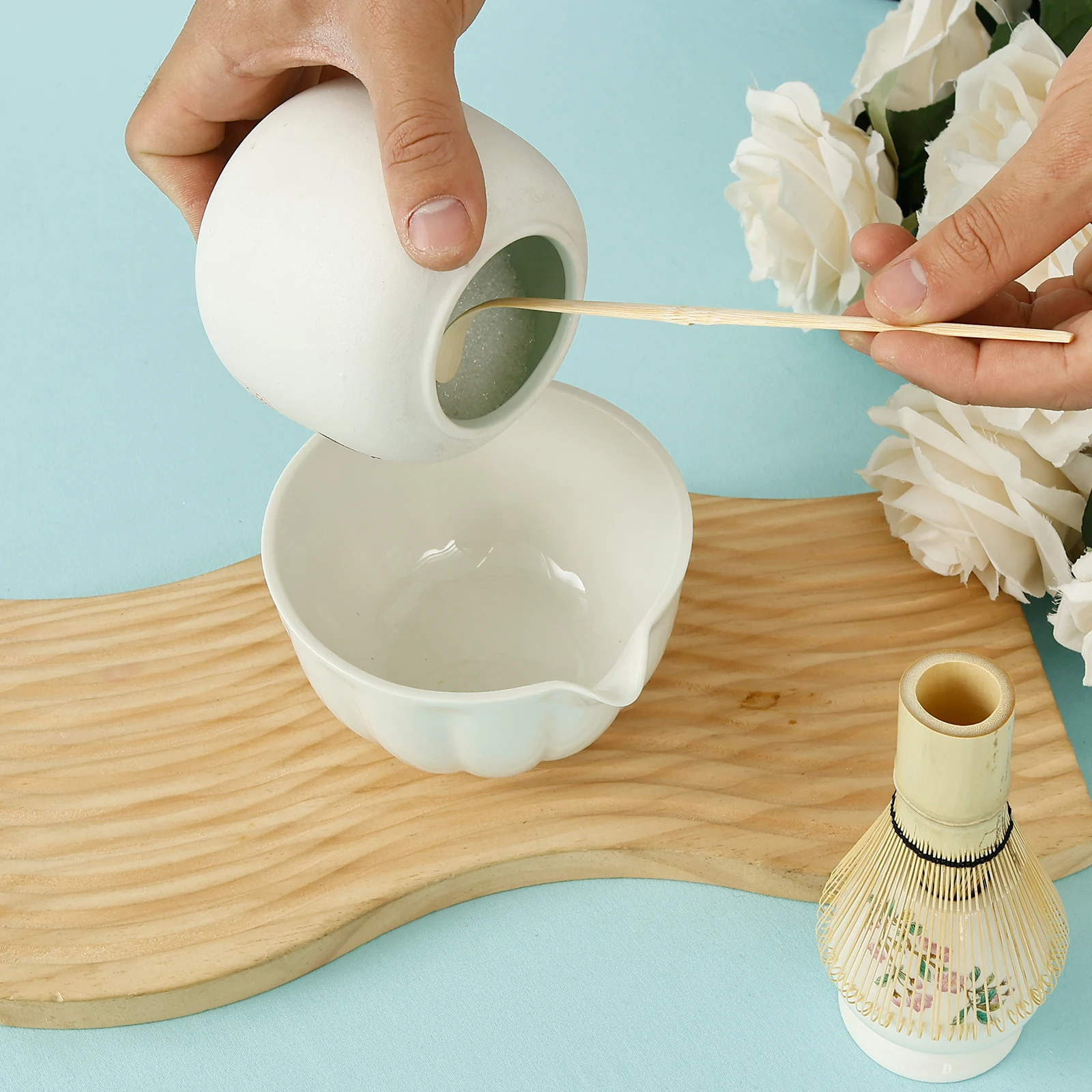 Premium Matcha Tea Set with Bowl and Whisk - طقم ش...