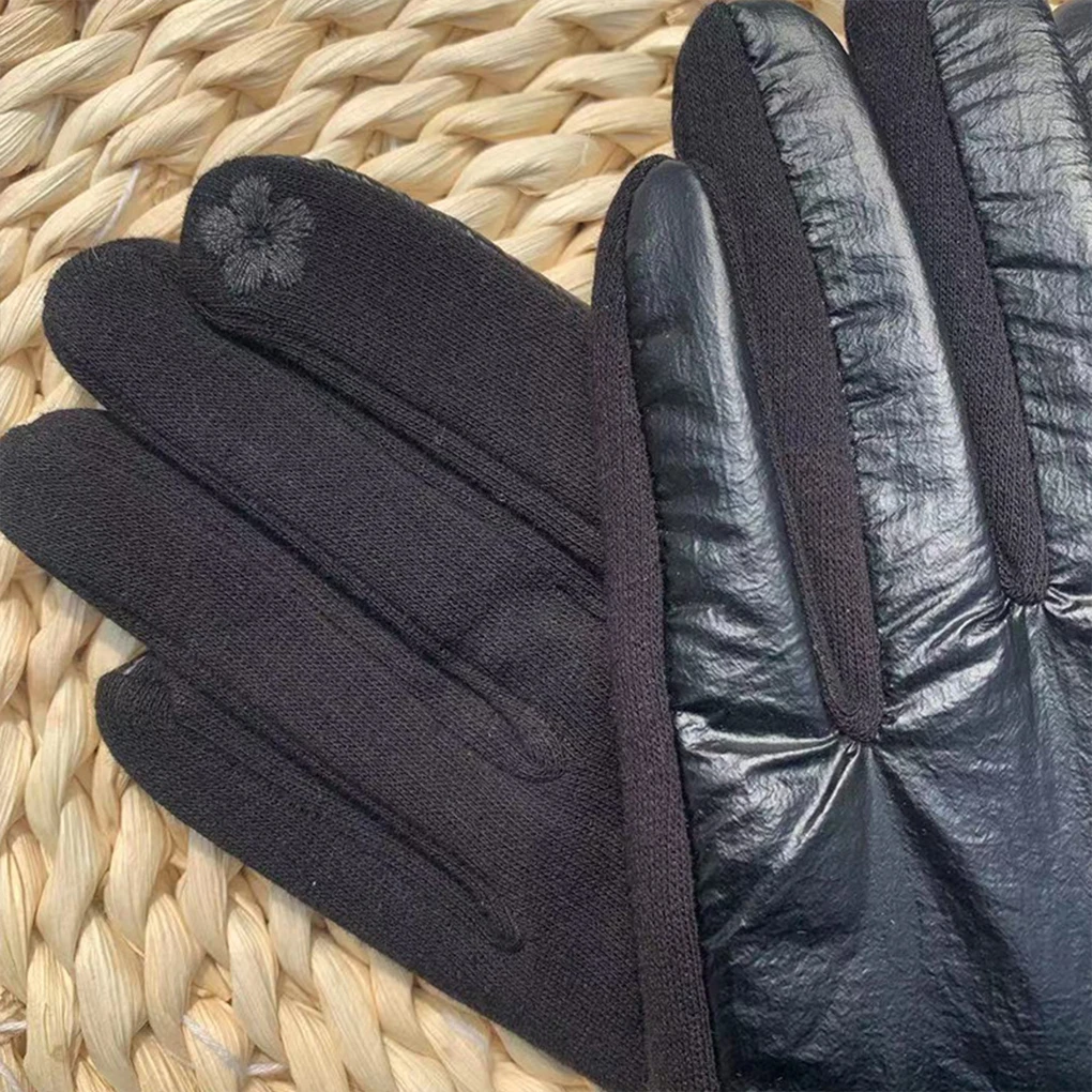 1 Pair Woman Thermal Gloves Pom Pom Motorcycle Snowboard Cycling Mittens