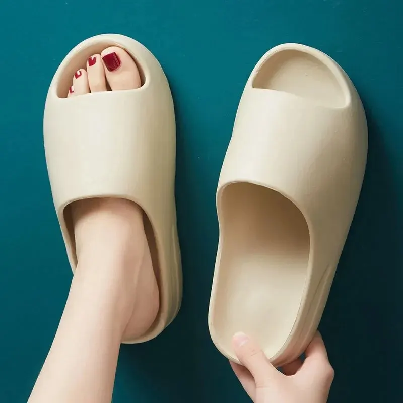 Summer Slippers Men EVA Soft Bottom Indoor Home Platform Sandals Fashion Beach Shoes Couple Non-Slip Bathroom Slides