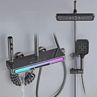 หรูหราห้องน้ําระบบฝักบัวก๊อกน้ําชุดพร้อมคีย์เปียโนแสงสมาร์ทอุณหภูมิจอแสดงผลดิจิตอลร้อนเย็น Mixer 1