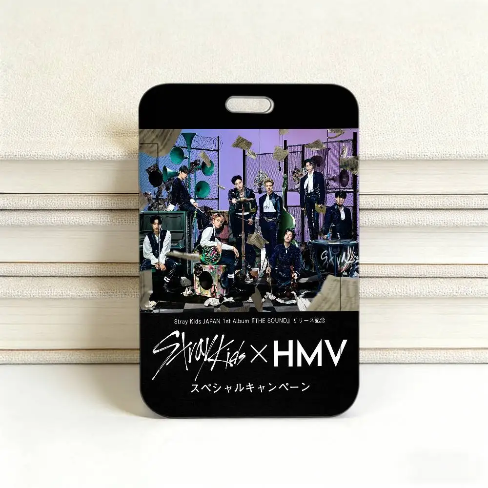 Kpop S-Stray Kids Weiches Halsband mit Plastik-Ausweishülle, Leichter Mitarbeiter-Ausweishalter, Langlebige Ausweishülle – Detail 5
