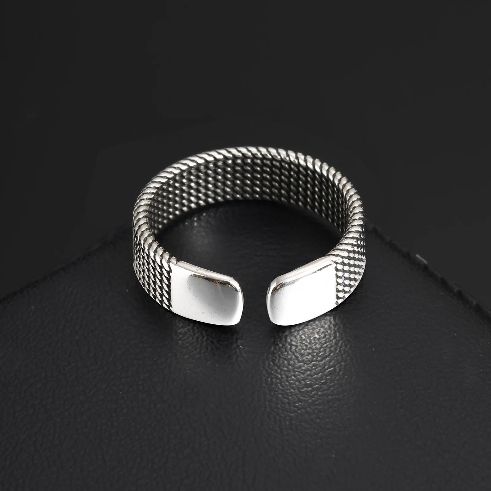 Prjewel 5,7 mm gewebter, strukturierter offener Ring für Männer und Jungen, verstellbar, einfaches Metall-Fingerband, Vintage-Männerschmuck, Vatertagsgeschenk – Detail 5