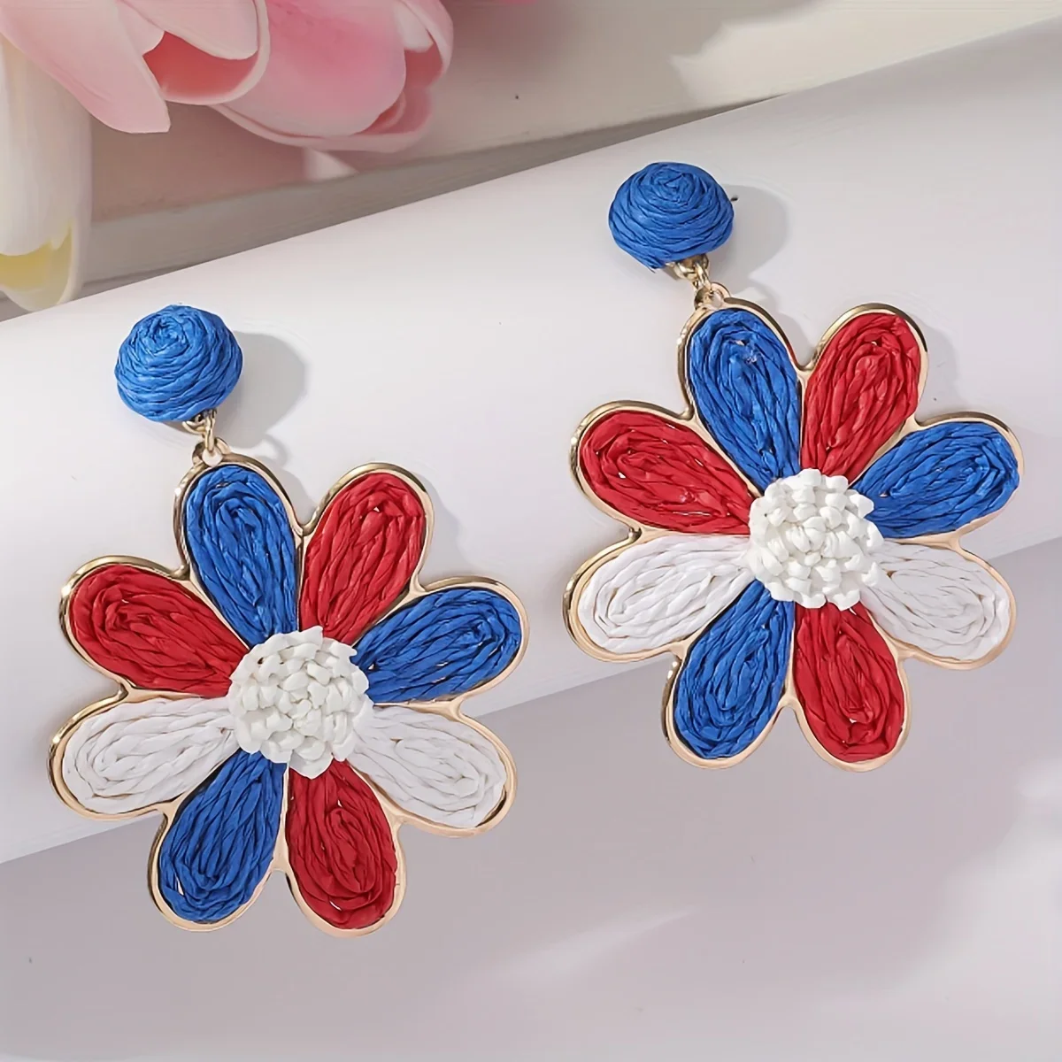 A Pair of Bohemian Lace Woven Flower Earrings, Stylish and Elegant Handmade Women's Earrings, Suitable for Vacation and Everyday