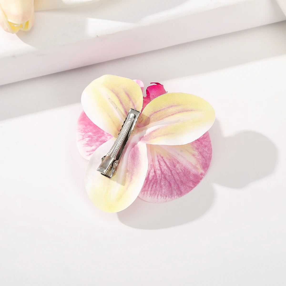 Phalaenopsis Flower Hair Clip Elegant Orchid Hairpin Side Clip for Women Girls Wedding Birthday Party Favor Hawaii  Headwear