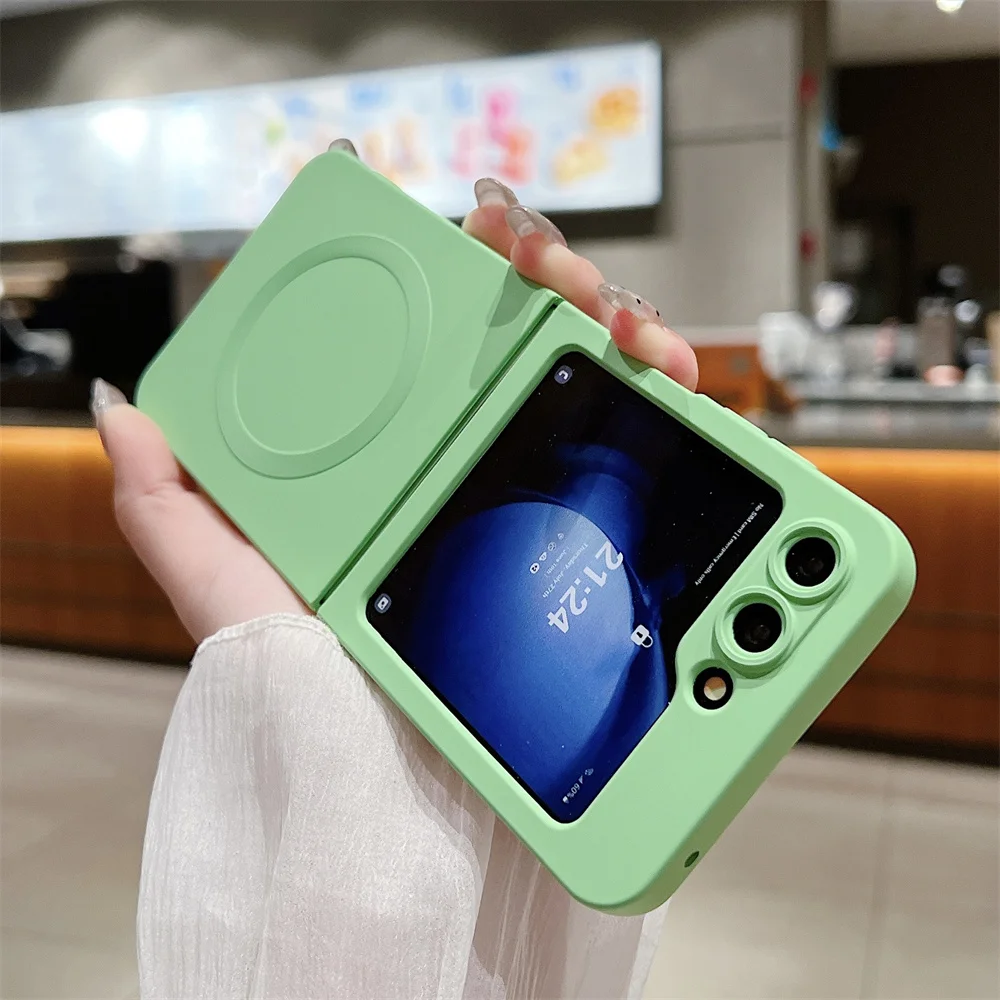 Coque de téléphone magnétique en silicone liquide d'origine pour Samsung Z Flip 6 5 4 3 Flip4 5G, housse de protection de couleur unie avec chargement sans fil_voghion.com