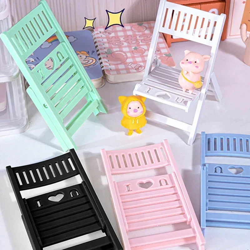 New Foldable Macaron Moblie Phone Holder Lazy Desktop Tablet Holder Beach Chair Portable Phone Holder Cute Chair Stool Cartoon