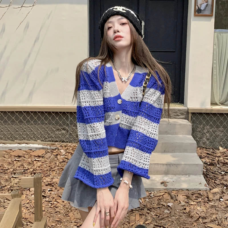 

Lady Flare Long Sleeve V Neck Short Length Sweaters Female Striped Cardigan Sweater 2023 Autumn Sweet Mujer Hollow Knitted Top