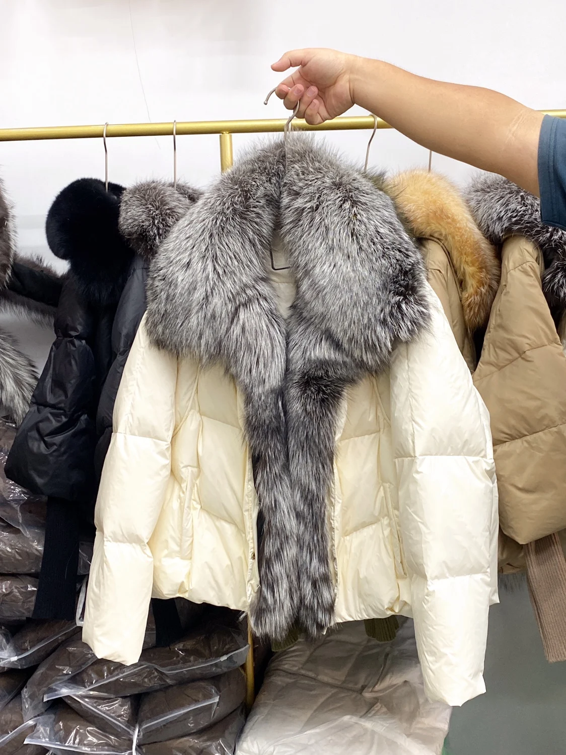 2024 Winter jacke Frauen Echtpelz Mantel weiße Gänse daunen jacke