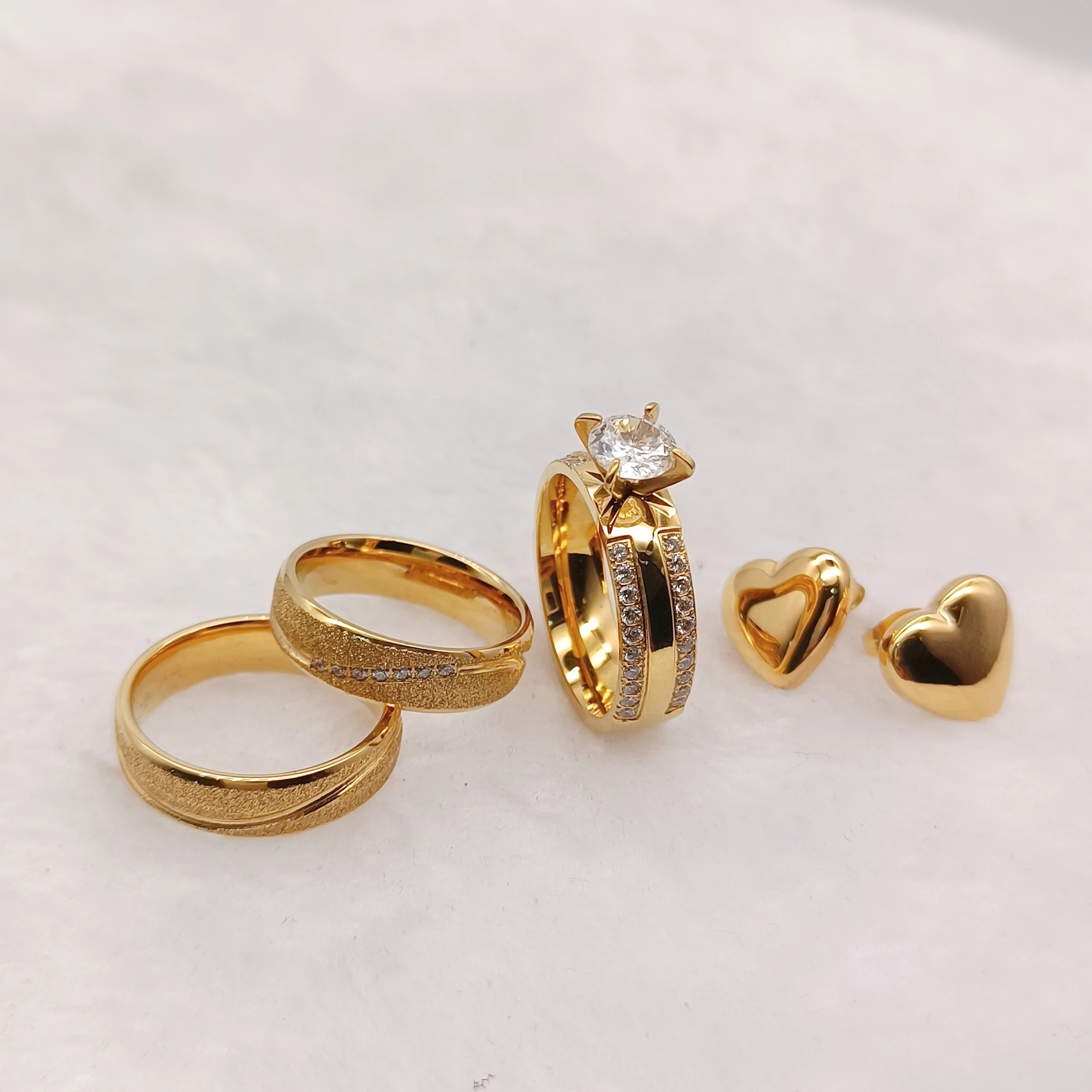 Discount Designer Gold Rings For Women 24 Carat Gold Plated