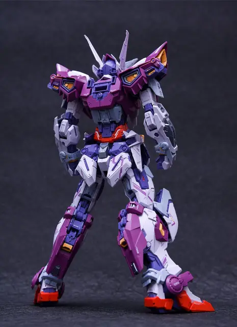 Infinite Dimensions Mg 1/100 Era+ Thunderbolt Cosmic Combat