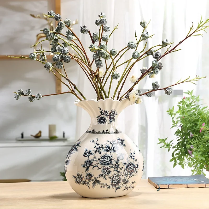 

Керамическая китайская сине-белая фарфоровая ваза в стиле ретро, домашнее украшение для гостиной, ваза с цветочным узором