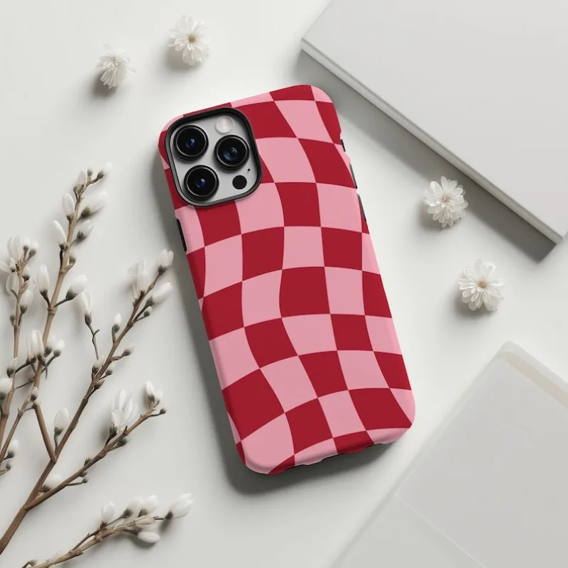 Vintage Red Wavy Checkered Glossy Phone Case – Durable Hard PC Shell