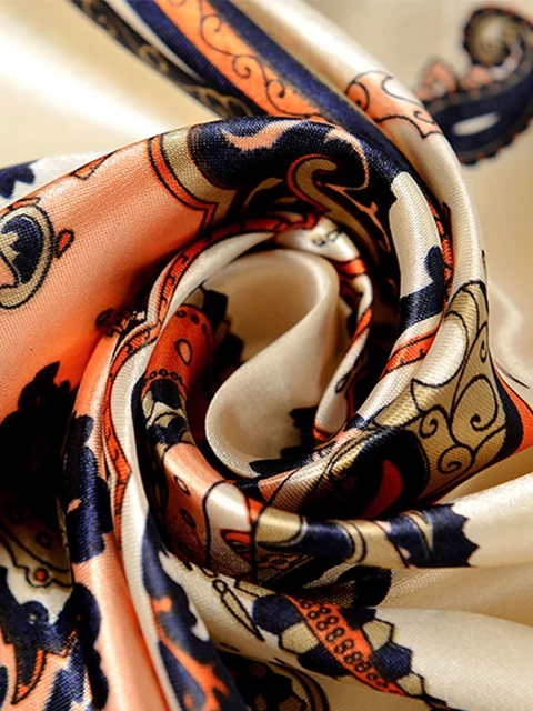 90*90 cm Piazza Sciarpe di Seta Donne Scialli Hijab Moda Anacardi Stampa Fiore Fazzoletto Femme Testa Sciarpa Foulard Bandana Spiaggia Pareo 6