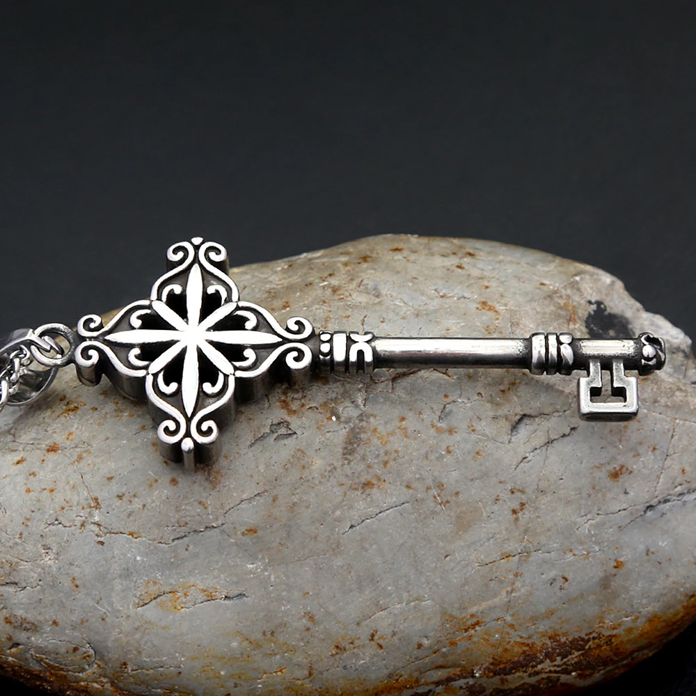 Large Size Fashion Vintage Punk Key Pendant Stainless Steel Unique Amulet Necklace For Men Biker Jewelry Gift Dropshipping 3