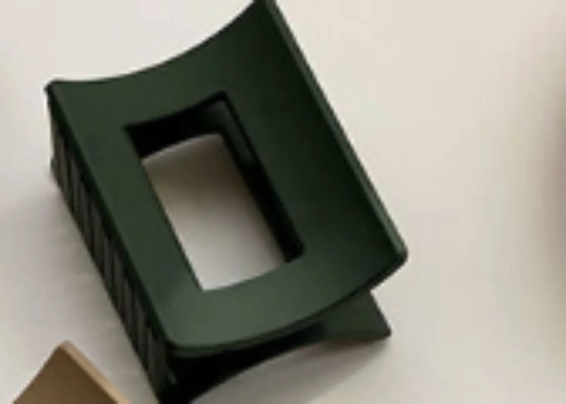 Small-sized Korean Women's Plastic Black Matte Hair Claw Clips | Non-slip Hair Grips | Stylish Beach Hair Accessories Hair Claws