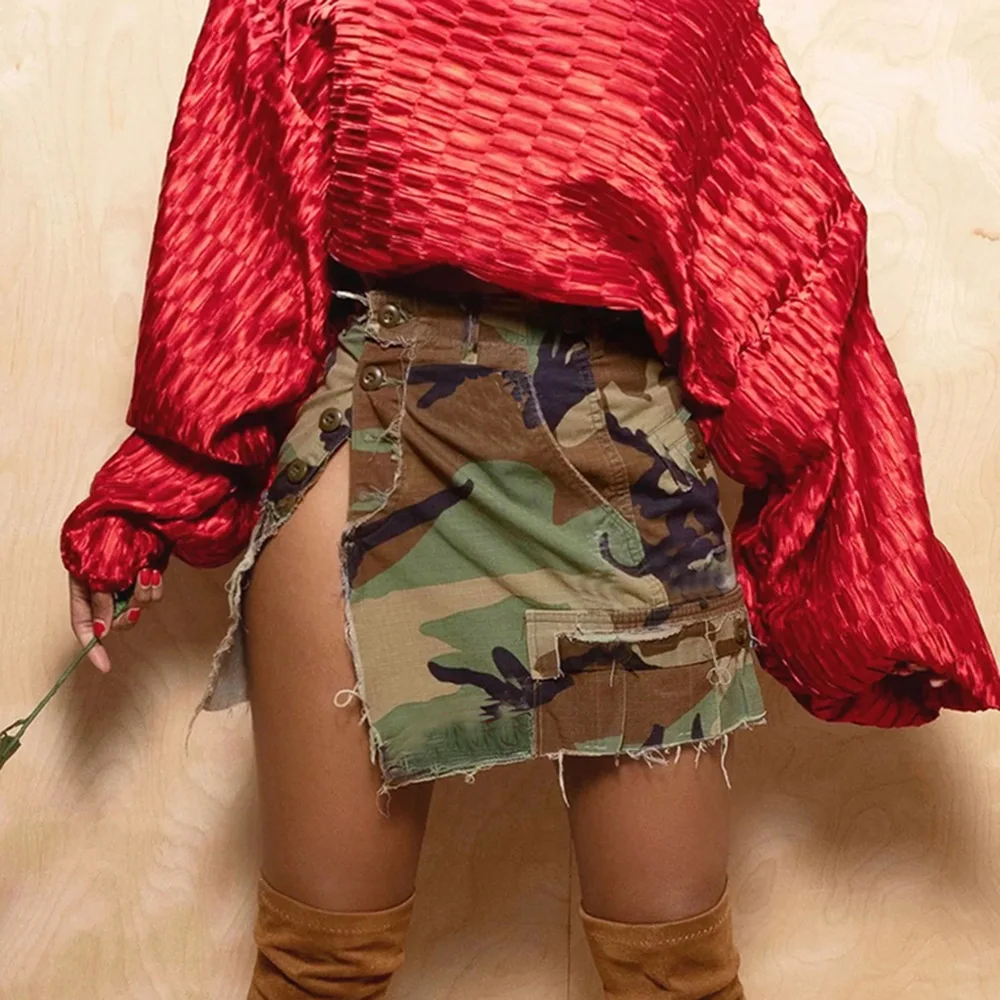 

Женские камуфляжные юбки с высоким Боковым Разрезом, мини-юбки карго с карманами и пуговицами, соблазнительные женские камуфляжные юбки-карго, Облегающие юбки с высоким разрезом