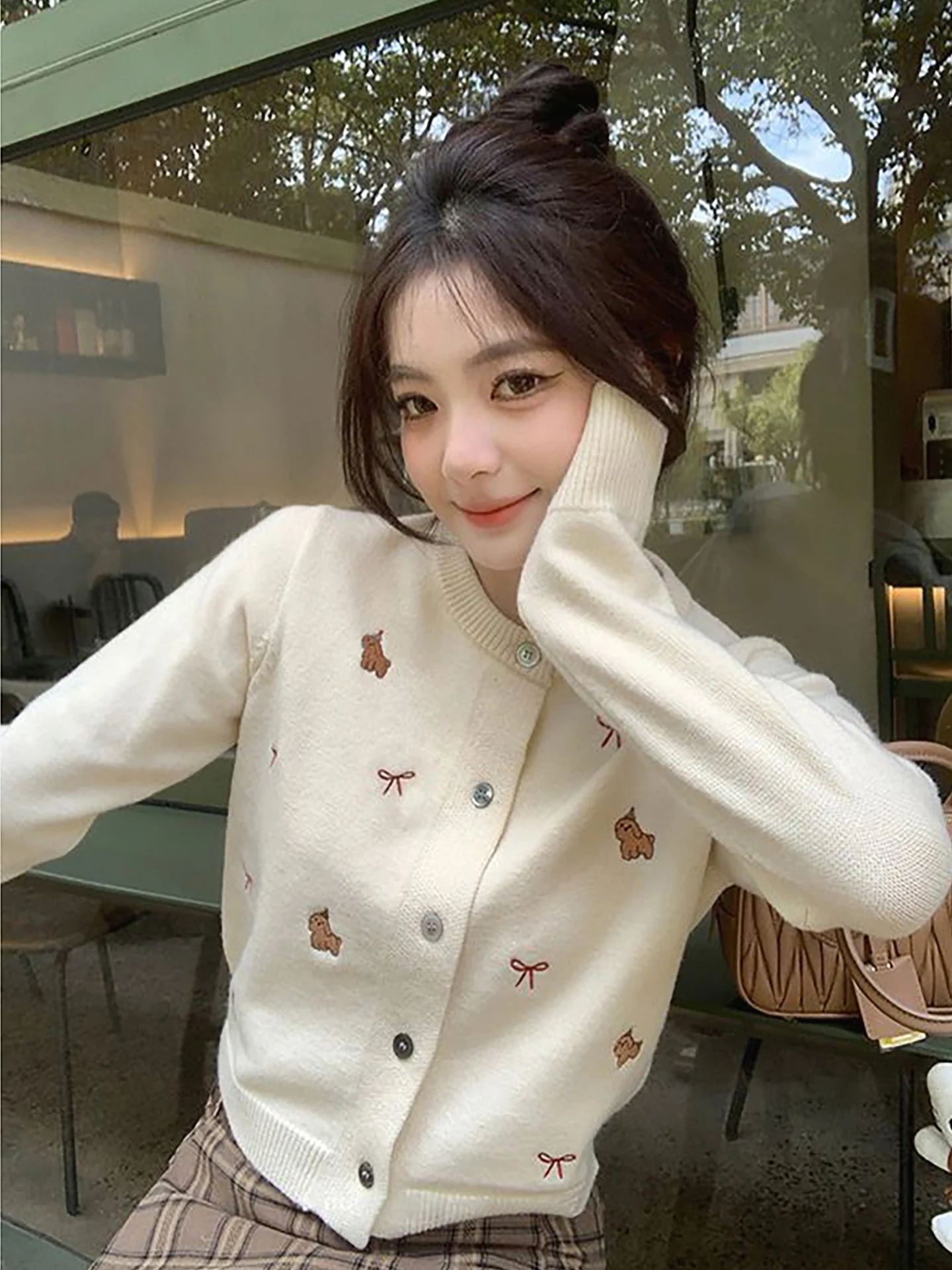 달콤한 자수 나비 매듭 강아지 짧은 가디건 스웨터 여성용 부드러운 루즈핏 가을 겨울 패션 캐주얼 탑