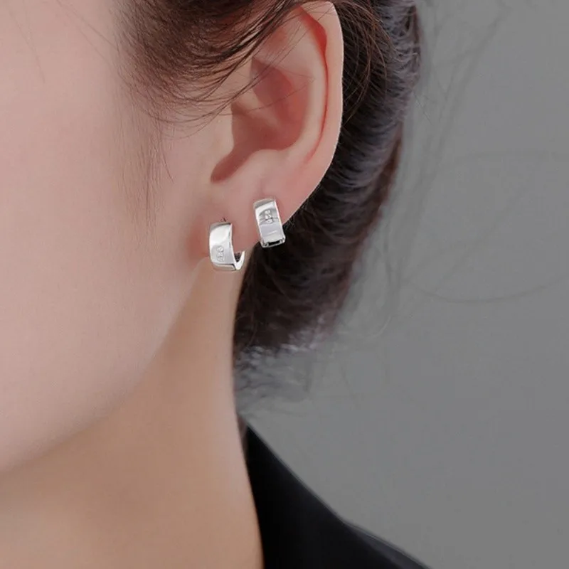 Silver Color Simple Smooth Face Hoop Earrings for Women Fashion Mini Earring Small Circle Huggies Party Jewelry Gifts