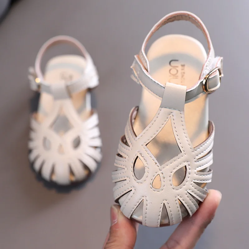 Children's Soft-soled Shoes Summer T-Strap Closed Toe Little Children's Shoes Girls Princess Anti-Slip Beach Sandals CSH1102 baby shoes,kids shoes,children sandals,kids sandals,beach shoes