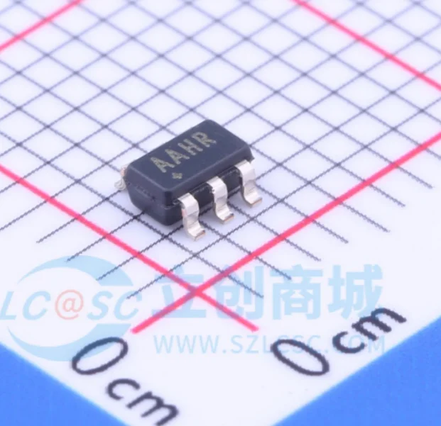 

1 PCS/LOTE MAX8880EUT+T MAX8880EUT+ MAX8880EUT MAX8880 AAHR SOT-23-6 100% New original
