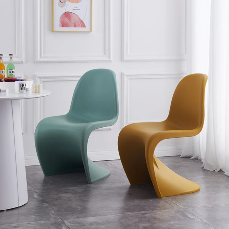 

Nordic Modern Dining Chairs Plastic Ultralight Designer Space Saving Chairs Waiting Minimalist Silla Plegable Household Items