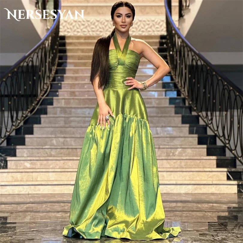 

Nersesyan Vintage Green Halter Satin Party Dresses Sleeveless A Line Draped Evening Gowns Floor-Length 2023 Vestidos De Fiesta