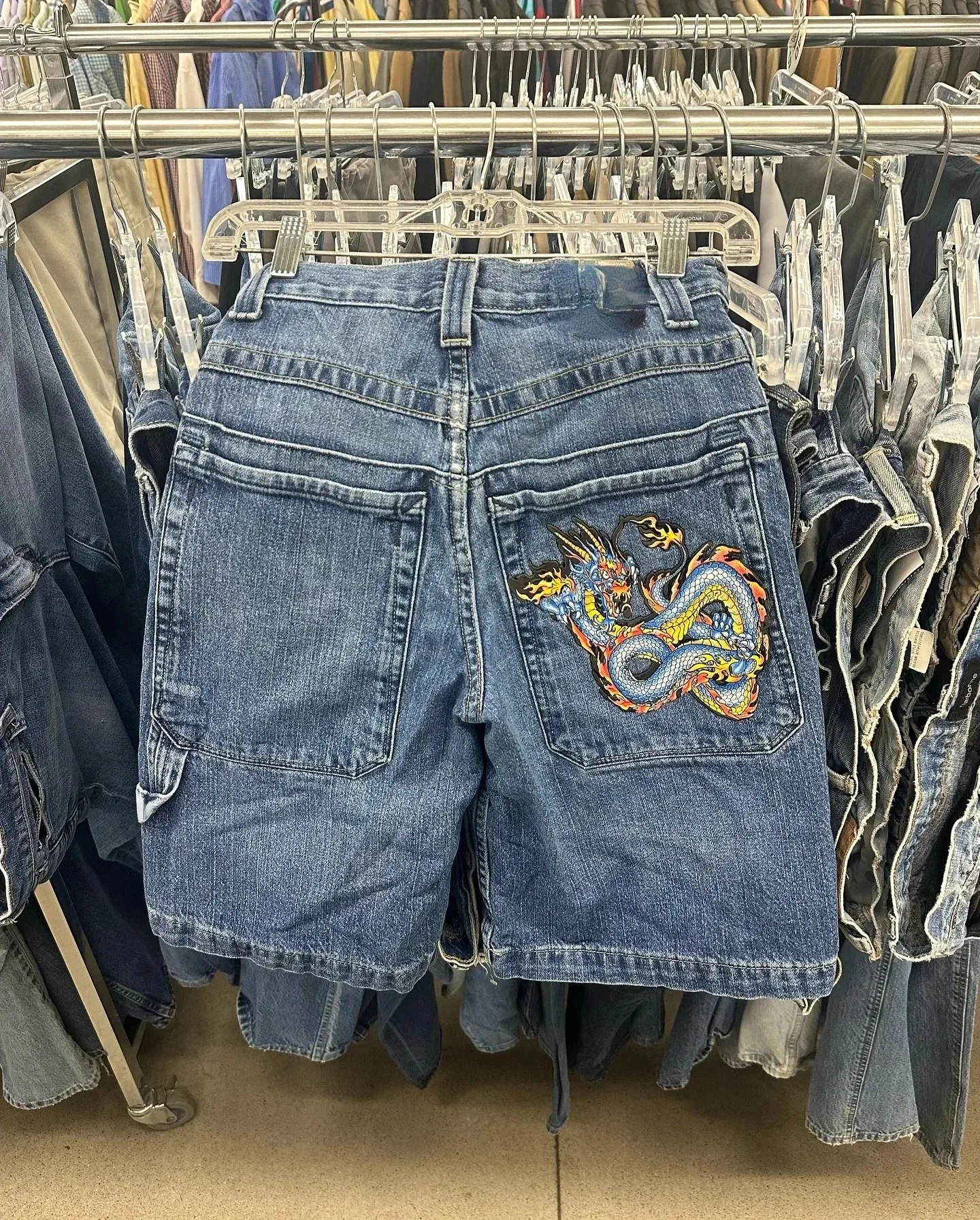 Y2K Retro Streetwear Dragon Shape Pattern Patchwork Denim Short Jeans Men Women Hip Hop Blue Loose Jorts Fitness Casual Shorts